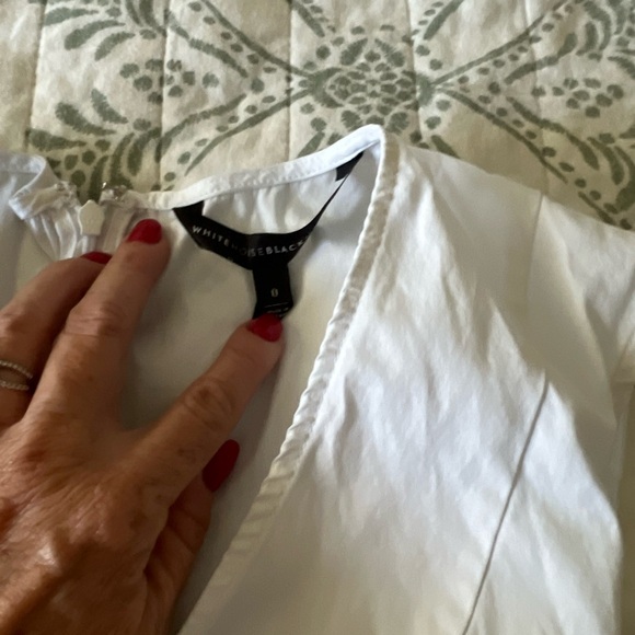 Peplum WHBM thin stretchy top xs - Picture 2 of 4